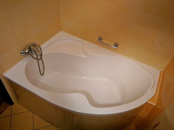 Cost of Tub Handrail Installation in Missoula