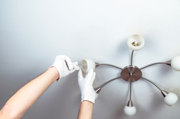 Cost of Chandelier Bulb Installation in Missoula